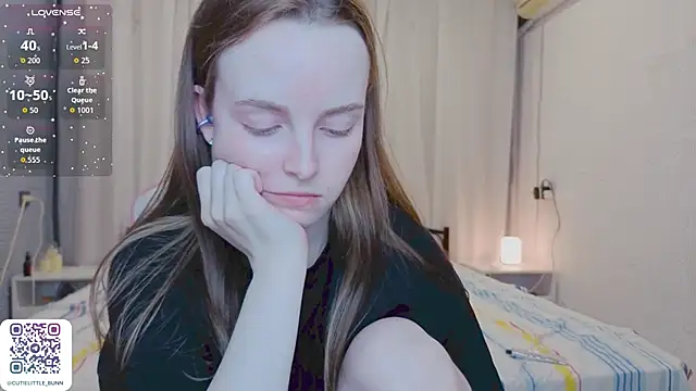 bae_cake_ webcam