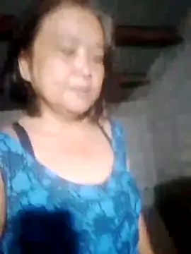 jeanyummytits webcam