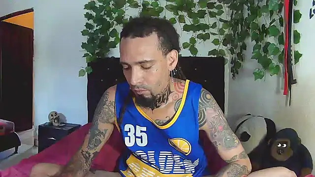 caribbeanlover1 webcam