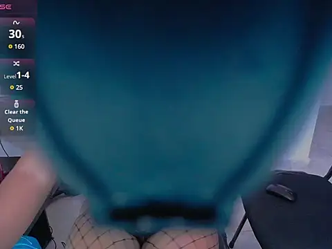 AntonetteBigCock webcam