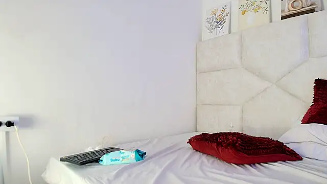 elizawiliamst webcam
