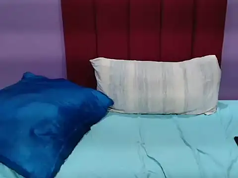 FatPussyDivaXX webcam
