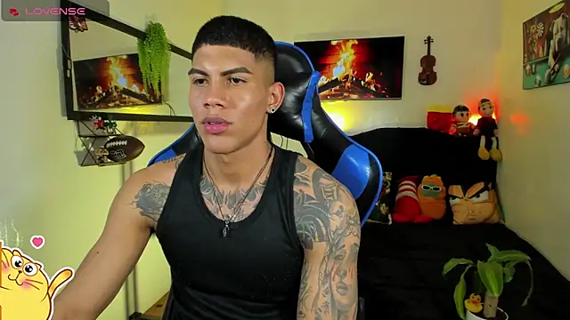 damian_latinxxx (M young) - 😍shirtless my love