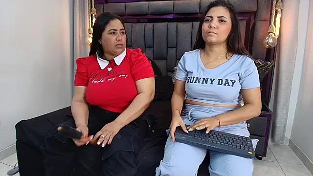 Karina_Mendoza webcam