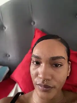 BrunettJhalen2 webcam