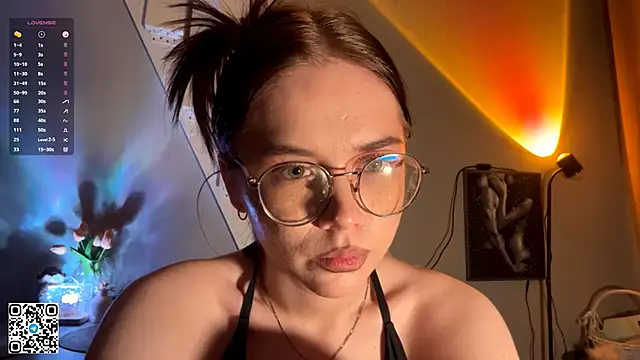 MelanieHale webcam