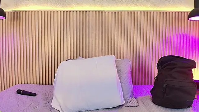 big_tits_in_your_face webcam