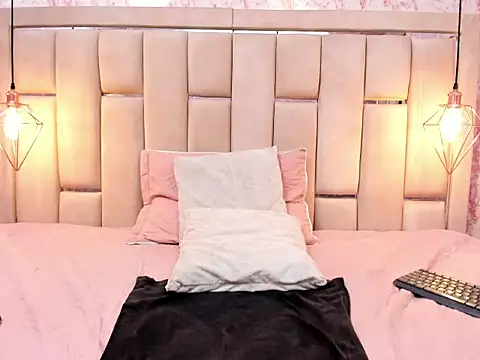 Spicy_Lily_ webcam