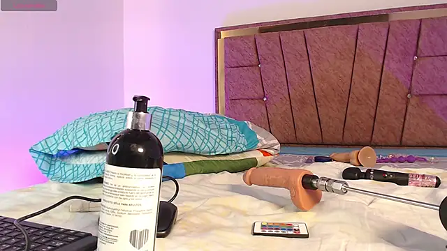 MiaX12 webcam