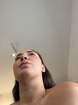 ava_blue (F young) - FUCK PUSSY + BIG SQUIRT IN TICKET SHOW