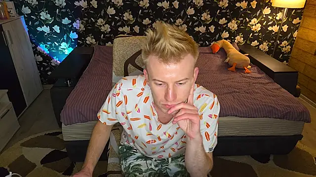 Vuitton live sex cam