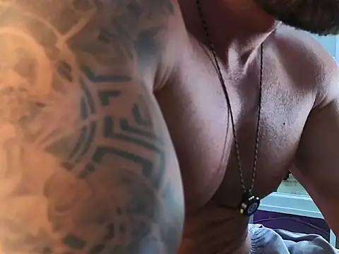 OwenMaximus814 live sex cam