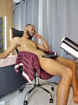 Oliver_bigblack_cock