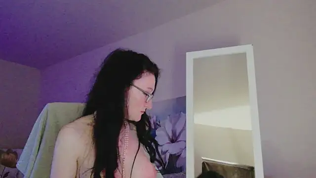 lara_heaven webcam