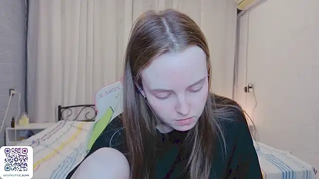 bae_cake_ webcam