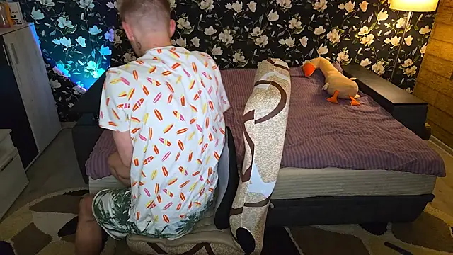 Vuitton live sex cam