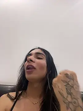 Model: Jasmine_Shemale