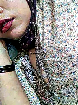indian-nazia (F young) - Full nude face show
