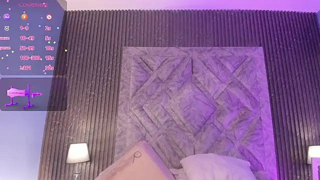 emarhodes (F young) - FINGERING PUSSY - SPREAD🤤