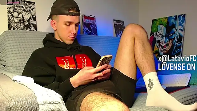 Midnighter_ webcam