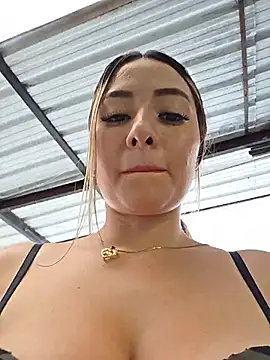 Natasanz Live Webcam on Stripchat