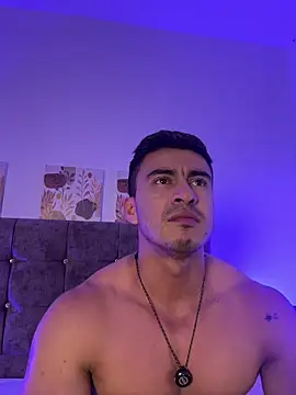 chris_clarck (M young) - take off my boxers🍆🍑🥵🥵