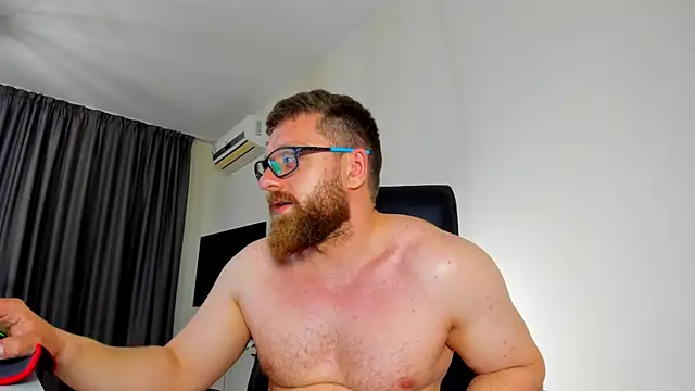 findom_guy (M young) - flash cock