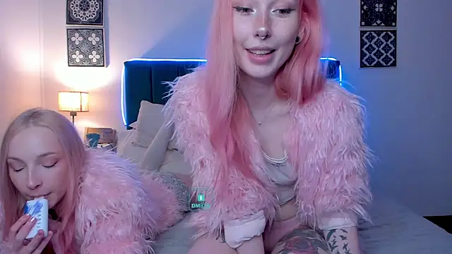 AlexRoseLiRed webcam