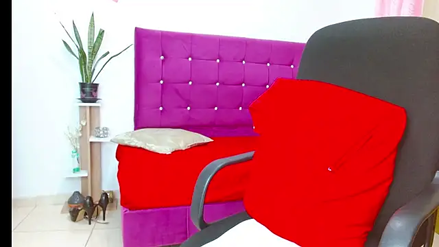 chantalsemenova1 webcam