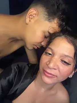 Biazinhabdsm webcam