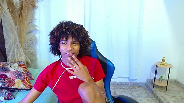 angelll18_ webcam