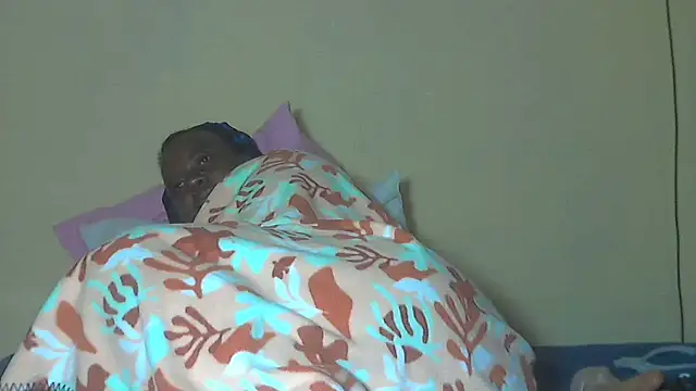 AnnabigpussyXO webcam