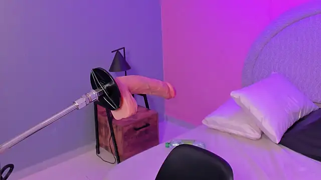 Sara_rhoades webcam