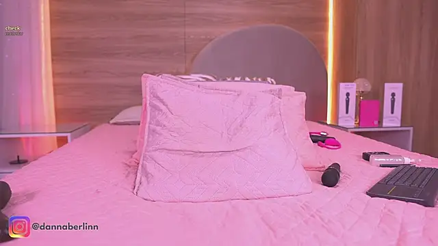danna_berlin_ webcam