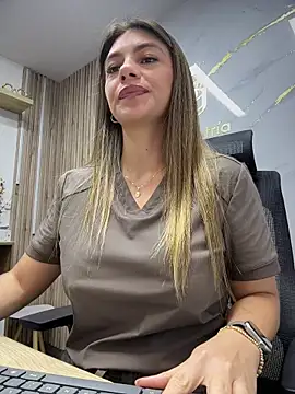 alicee16 - Cams en Vivo
