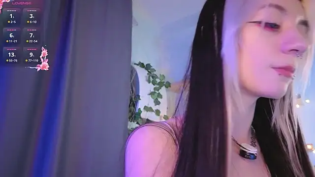 TristaRoht webcam