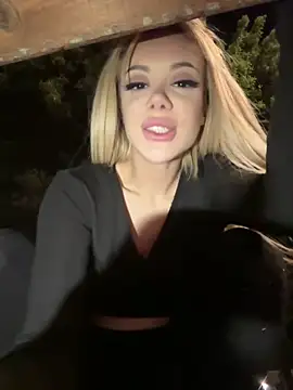  AlyssaFoxx_ chat room