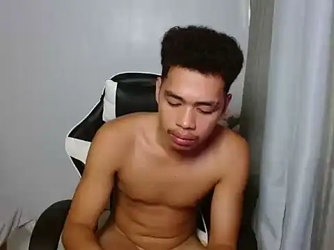 curlyasian_njxx (Ask my age) - public cum show