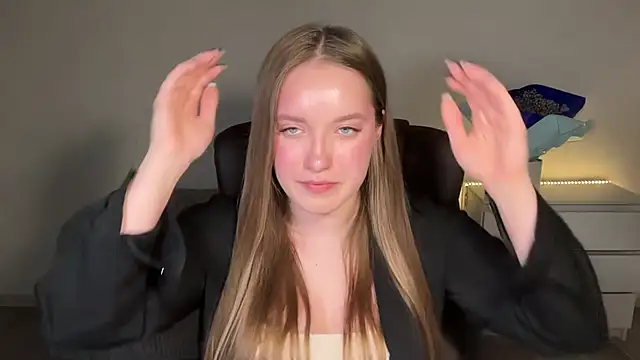 EvaMaddison webcam
