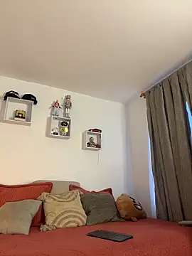 Ezzio_Scolaro webcam