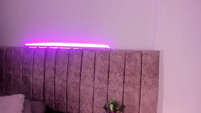Dahlia_rossee webcam