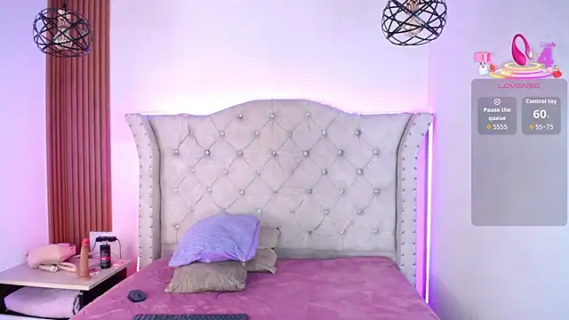 Elizabeth_Evans1 webcam
