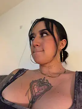 EmmyEvans1 webcam