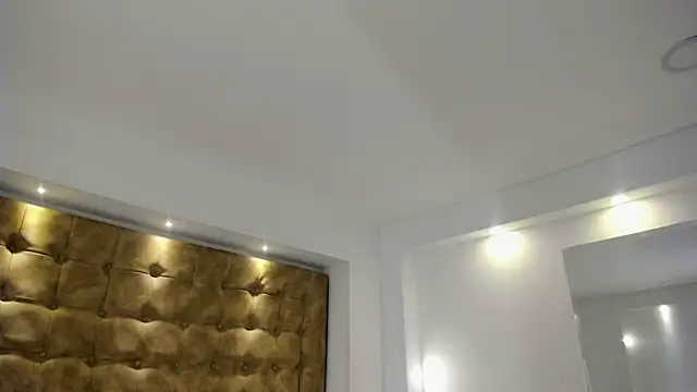 violet_giraldo webcam
