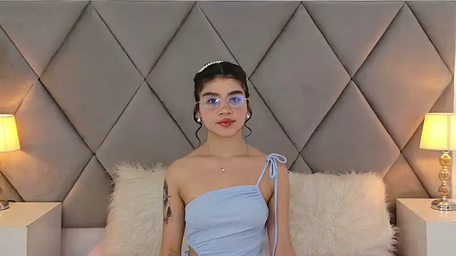 oliviadiaz - OliviaDiaz's free webcam - UK Sex Cams