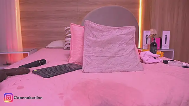 danna_berlin_ webcam