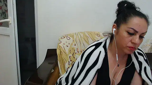 MissElla webcam
