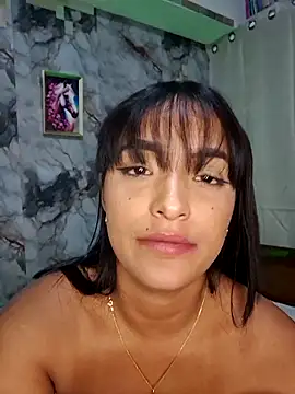 saharqamar (F young) - Fingers in pussy