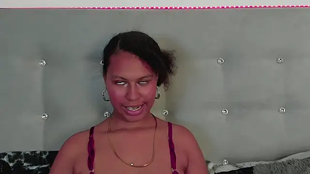 tatianasquirthot webcam