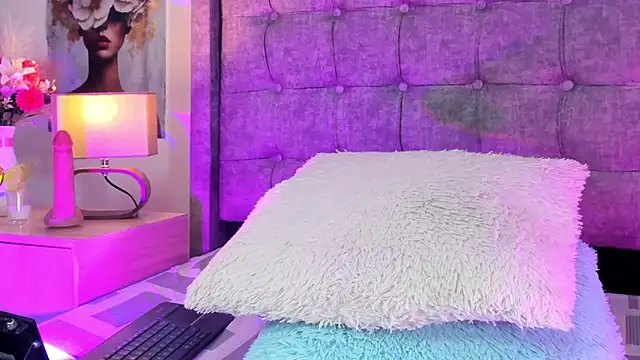 Linda_Fosterr webcam